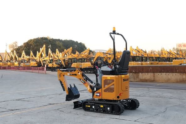 Giới thiệu m&aacute;y x&uacute;c mini SANY SY10U
